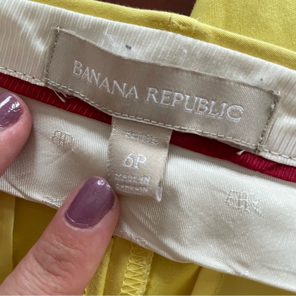 Yellow Banana Republic calf-length crop pants - Picture 3 of 5